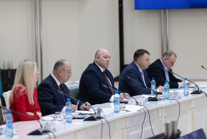 Шествие «Бессмертного полка» в День Победы на Сахалине 