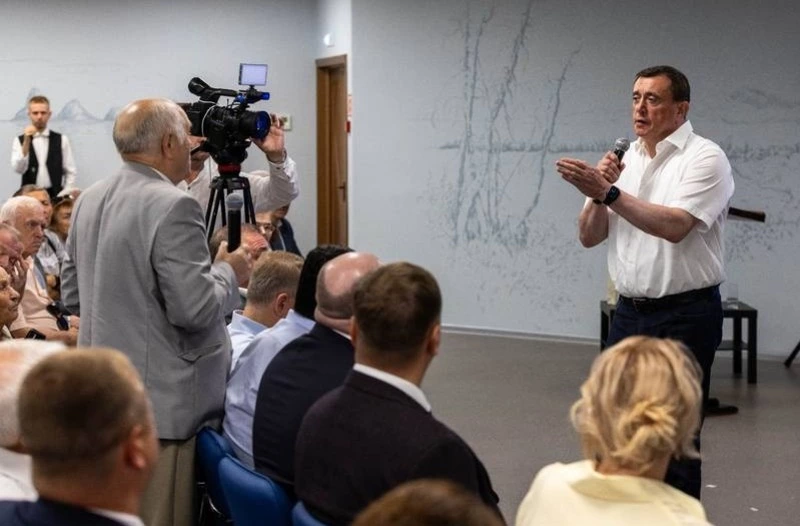 Валерий Лимаренко ответил на вопросы заслуженной «Сахалинской гвардии»