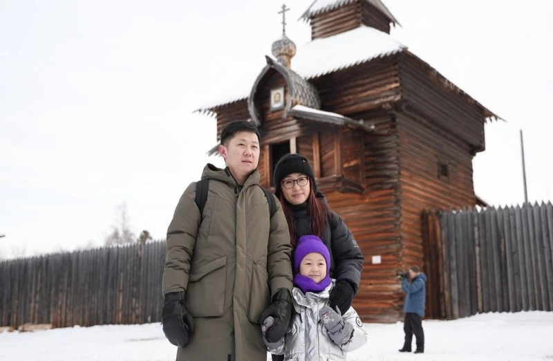 Владимир Путин пообщался по телефону с участницей акции «Ёлка желаний»