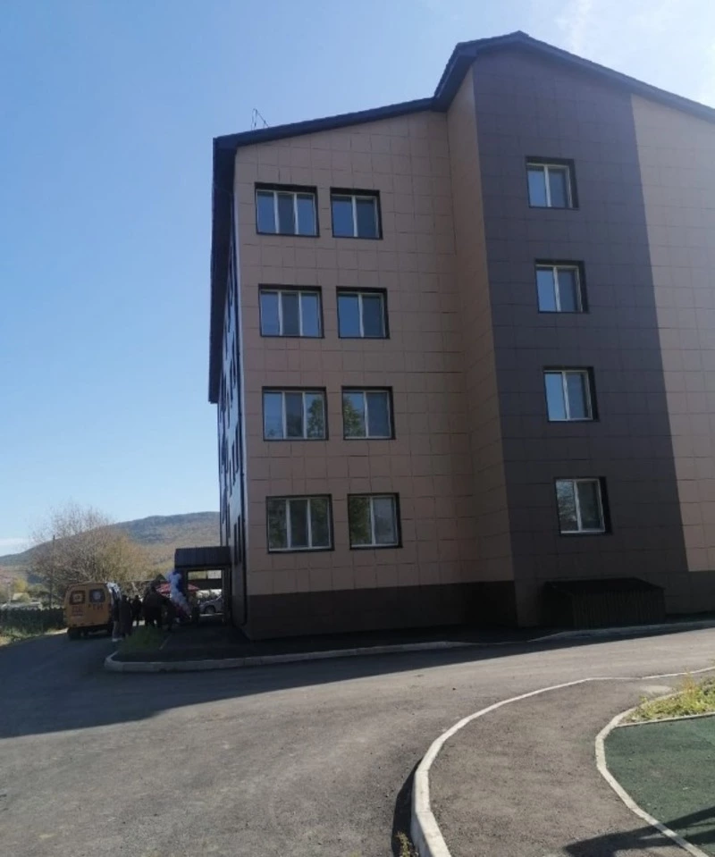 С новосельем!