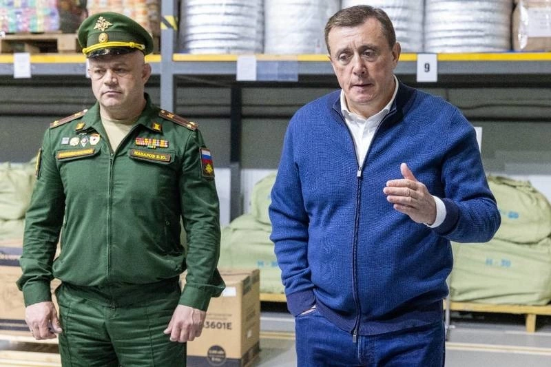 Новую партию спецтехники отправили с Сахалина для бойцов на СВО