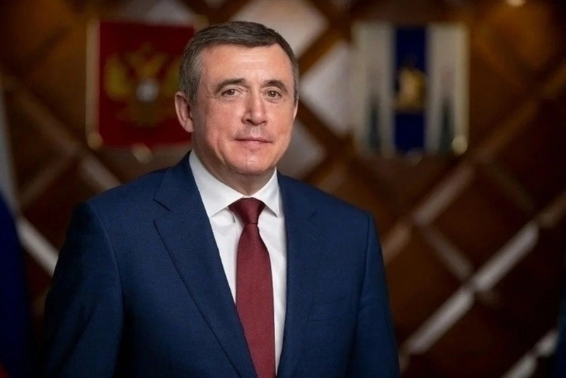Поздравление  Губернатора Сахалинской области В.И. Лимаренко с Днем окончания школы 