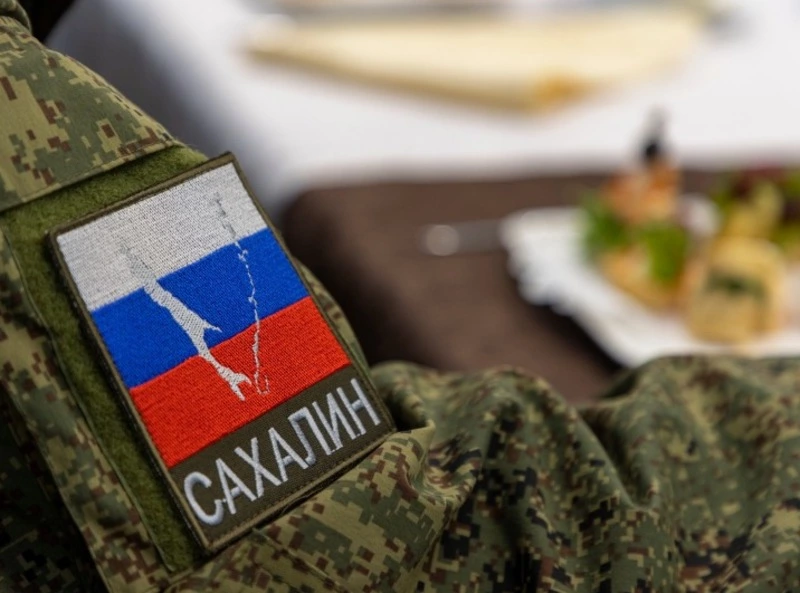 Валерий Лимаренко встретился с прибывшими в отпуск мобилизованными сахалинцами 