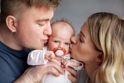 В России предложили начислять дополнительные пенсионные баллы за рождение детей