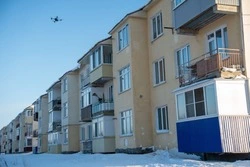 БПЛА помогают выявлять наледь на крышах домов