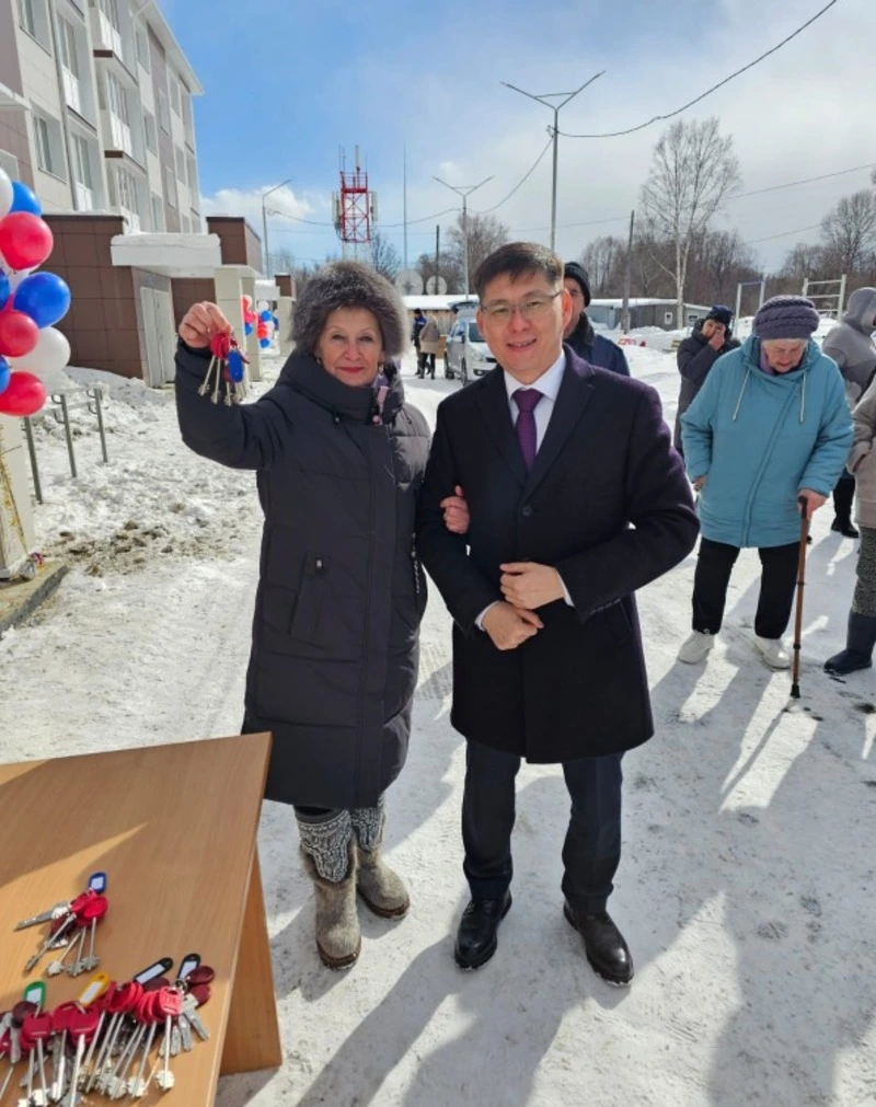 С новосельем!