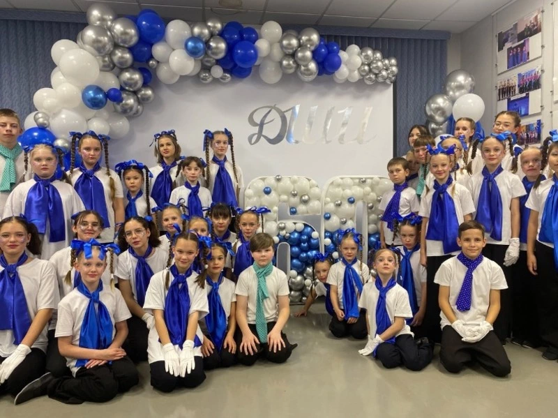 Виват, Театр!