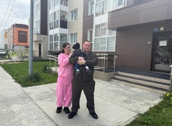 В Сахалинской области еще одна семья участников СВО приобрела квартиру благодаря льготной ипотеке