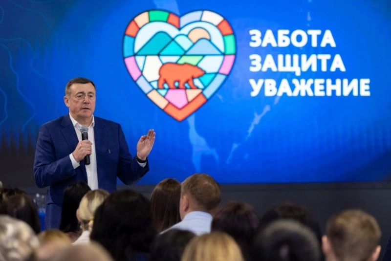 Губернатор провел встречу с жителями по личным вопросам в рамках проекта «Защита. Забота. Уважение»