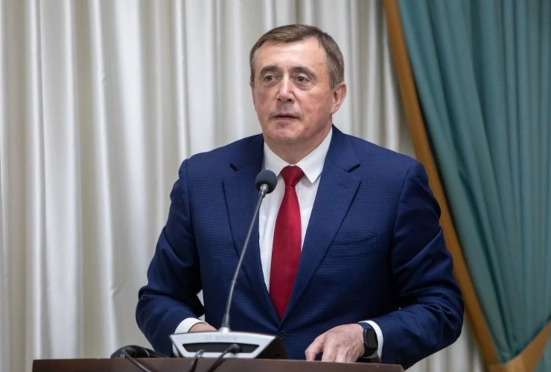 В Сахалинской области отремонтируют подъезды в 1800 домах