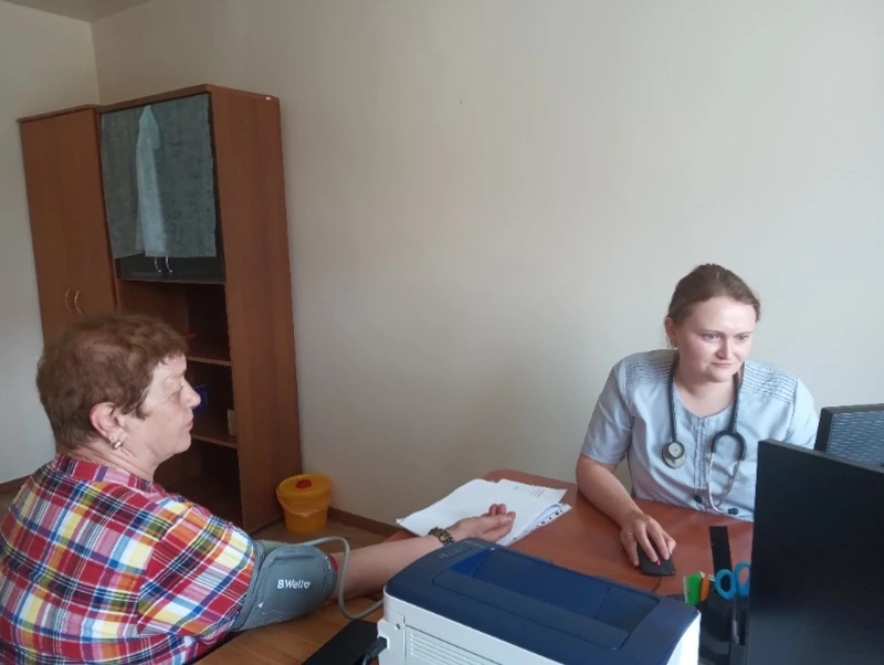 Мобильные врачи продолжают приёмы в Тымовском