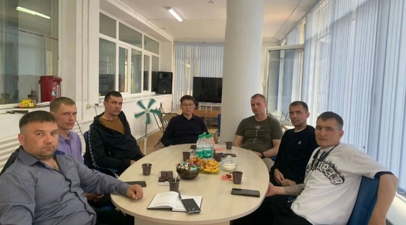 Для оказания поддержки 