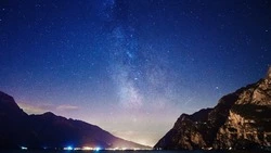Гороскоп на 13 августа 2024: гармония Тельцов и вдохновение Овнов 